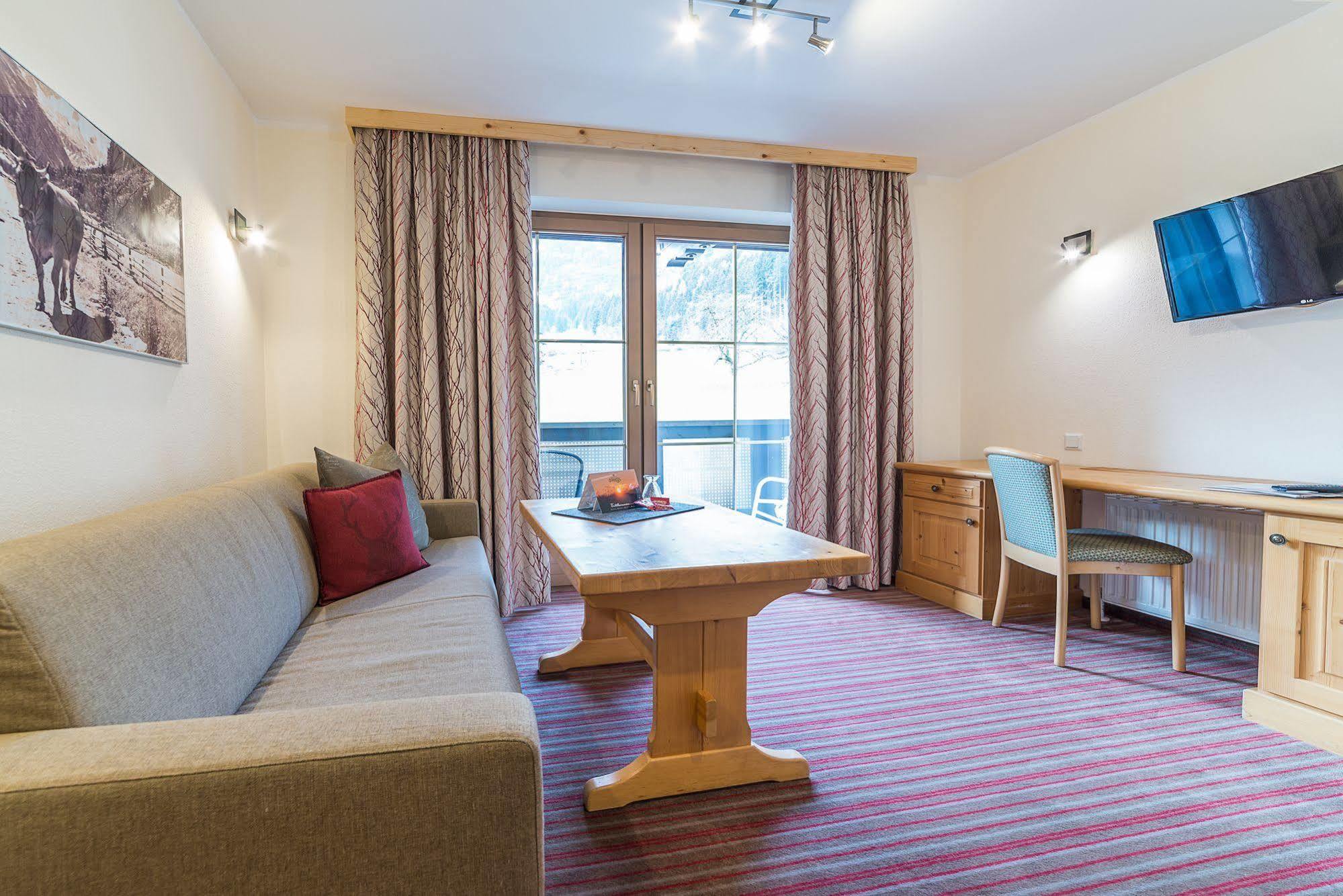 Wohlfuehlhotel Schiestl Fügen